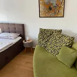 Apartmán Schoene Mit Kostenlosem Parkplatz *