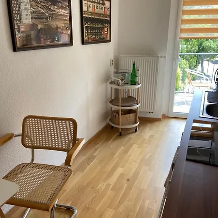 Schoene Mit Kostenlosem Parkplatz Apartment Cottbus