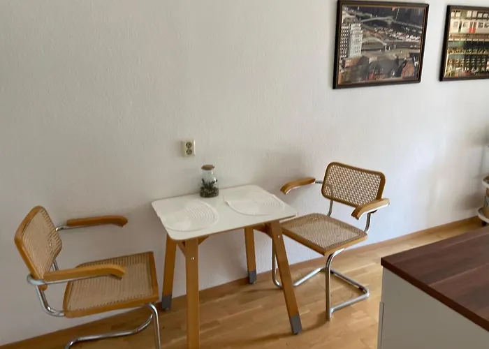 公寓 Schoene Mit Kostenlosem Parkplatz 科特布斯