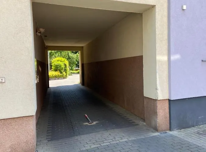 Schoene Mit Kostenlosem Parkplatz Daire