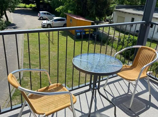 Schoene Mit Kostenlosem Parkplatz Cottbus