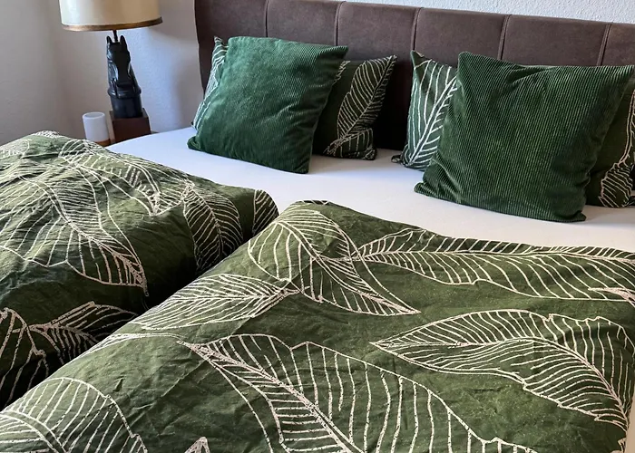 Schoene Mit Kostenlosem Parkplatz 公寓 *